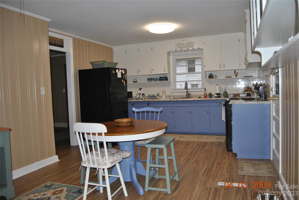 Dutchman Heights - Residential
