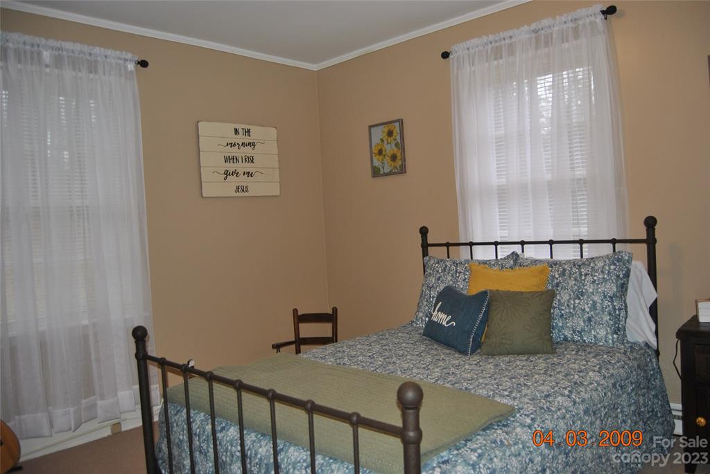 Dutchman Heights - Residential