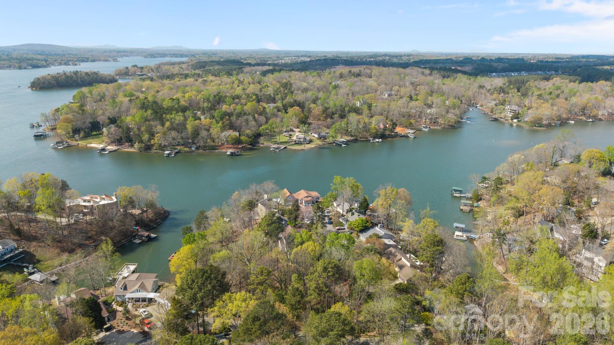 Tega Cay - Residential
