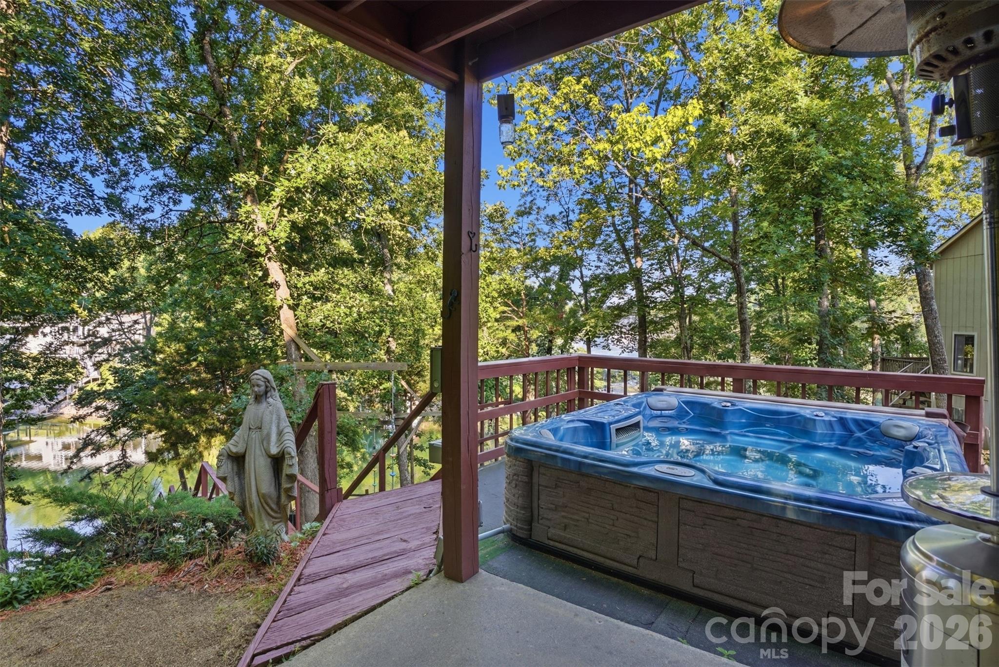 Tega Cay - Residential