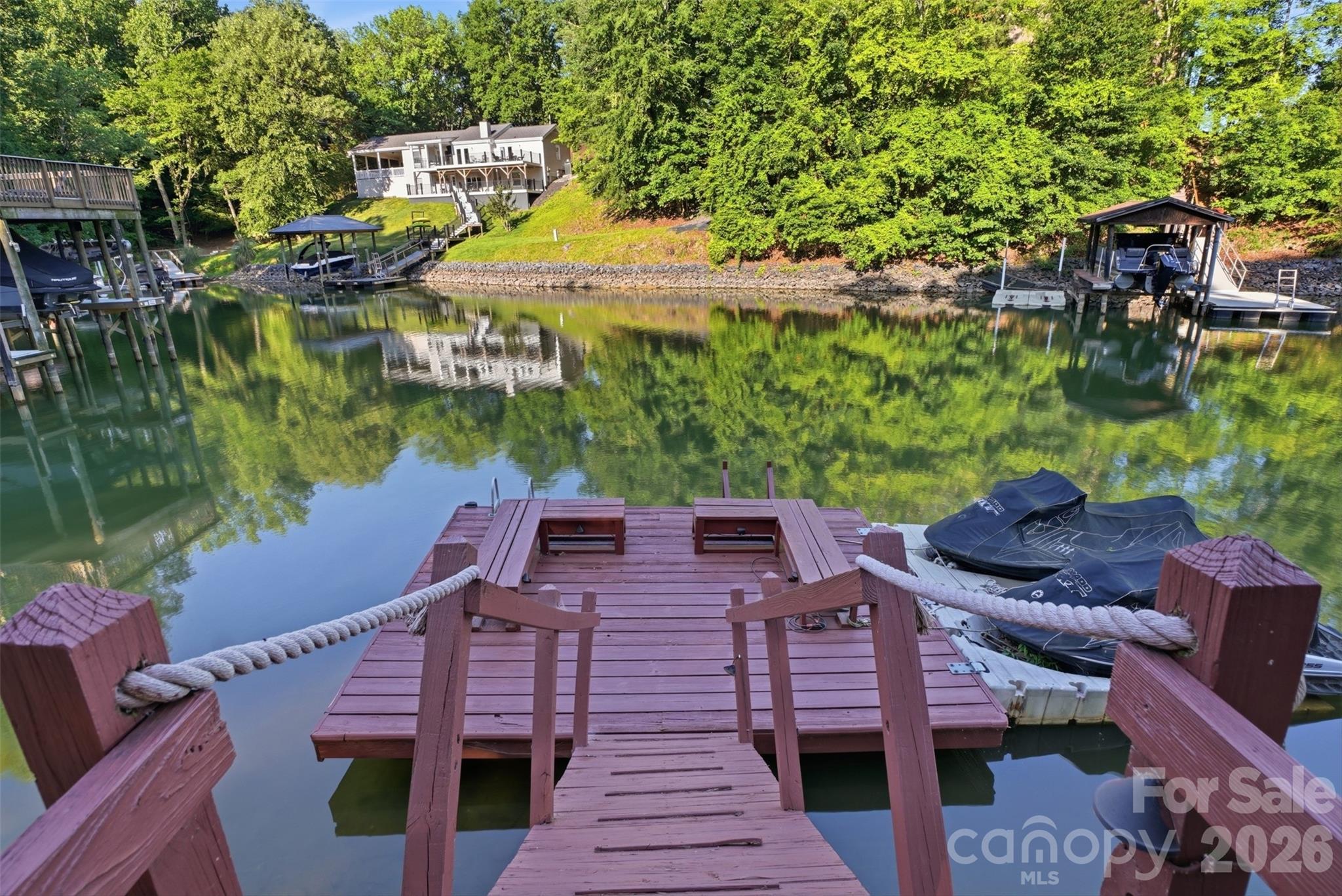 Tega Cay - Residential