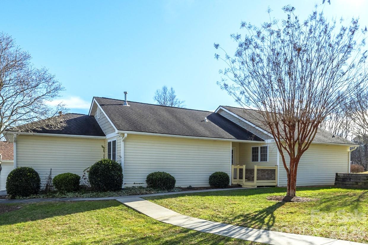 Seller Offering $8,000 Toward Upgrades On This Home!  Located In The Highly Sought-After Community Of Glens Of Aberdeen In Beautiful Mills River Is This Like New 1-Level Home!  3 Bedrooms, 2 Baths, 1429 SqFt, Great Room With Gas-Log Fireplace & Vaulted Ceiling & Ceiling Fan & Lots Of Natural Light, Open Well-Appointed Eat-In Kitchen With Pantry, Dining Area, Large Primary Suite With Walk-In Closet & Ceiling Fan, New Flooring & Paint, Large Attached 2 Car Garage, Covered Front Porch, Screened-In Porch Plus A Large Open Deck, And A Home Warranty!  This Community Is Conveniently Located Between Asheville & Hendersonville And Has A Range Of Amenities Including A Clubhouse & Swimming Pool & Fitness Center & Pond!  Easy Access To Major Highways & Shopping & Restaurants & Medical Facilities & Much More!