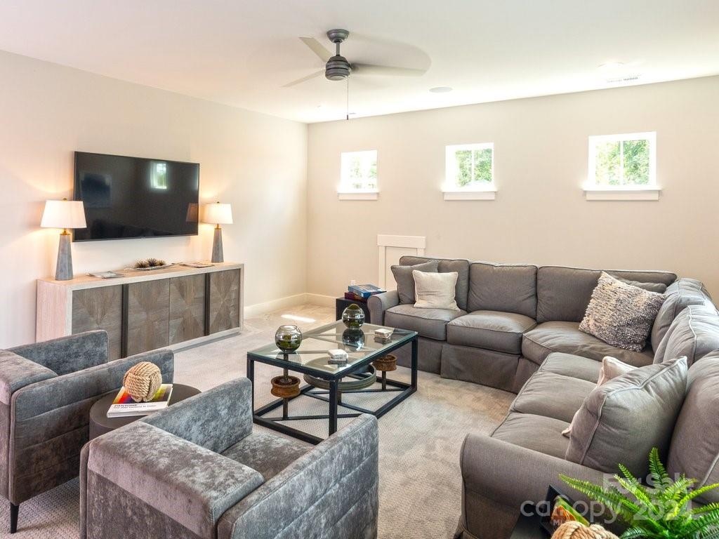 Riverchase Estates - Residential