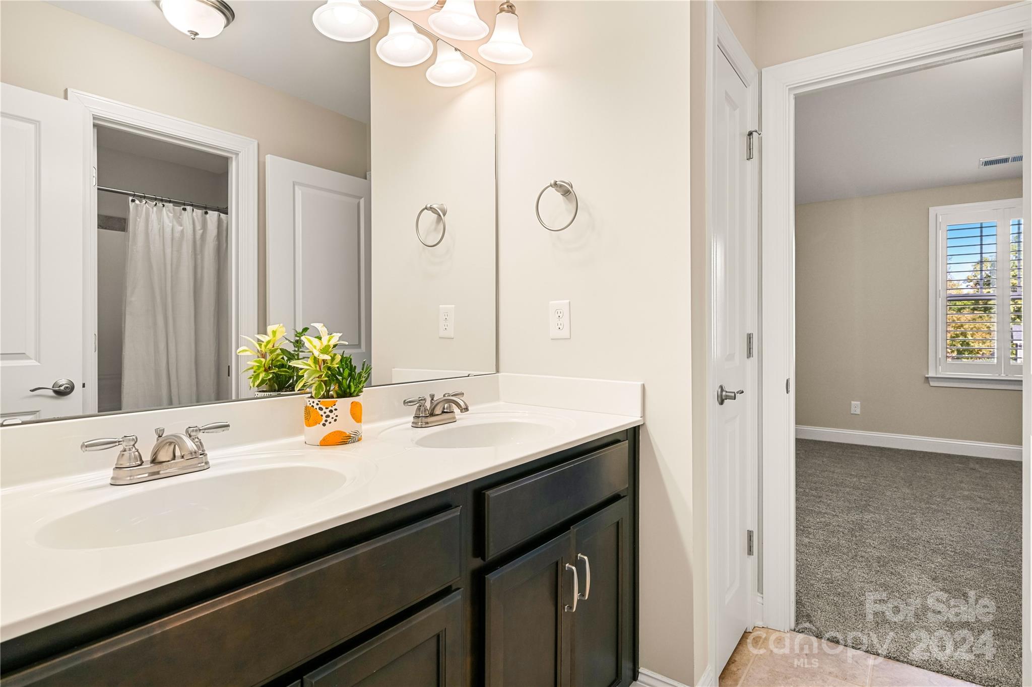 The Retreat At Sunset Ridge - Residential