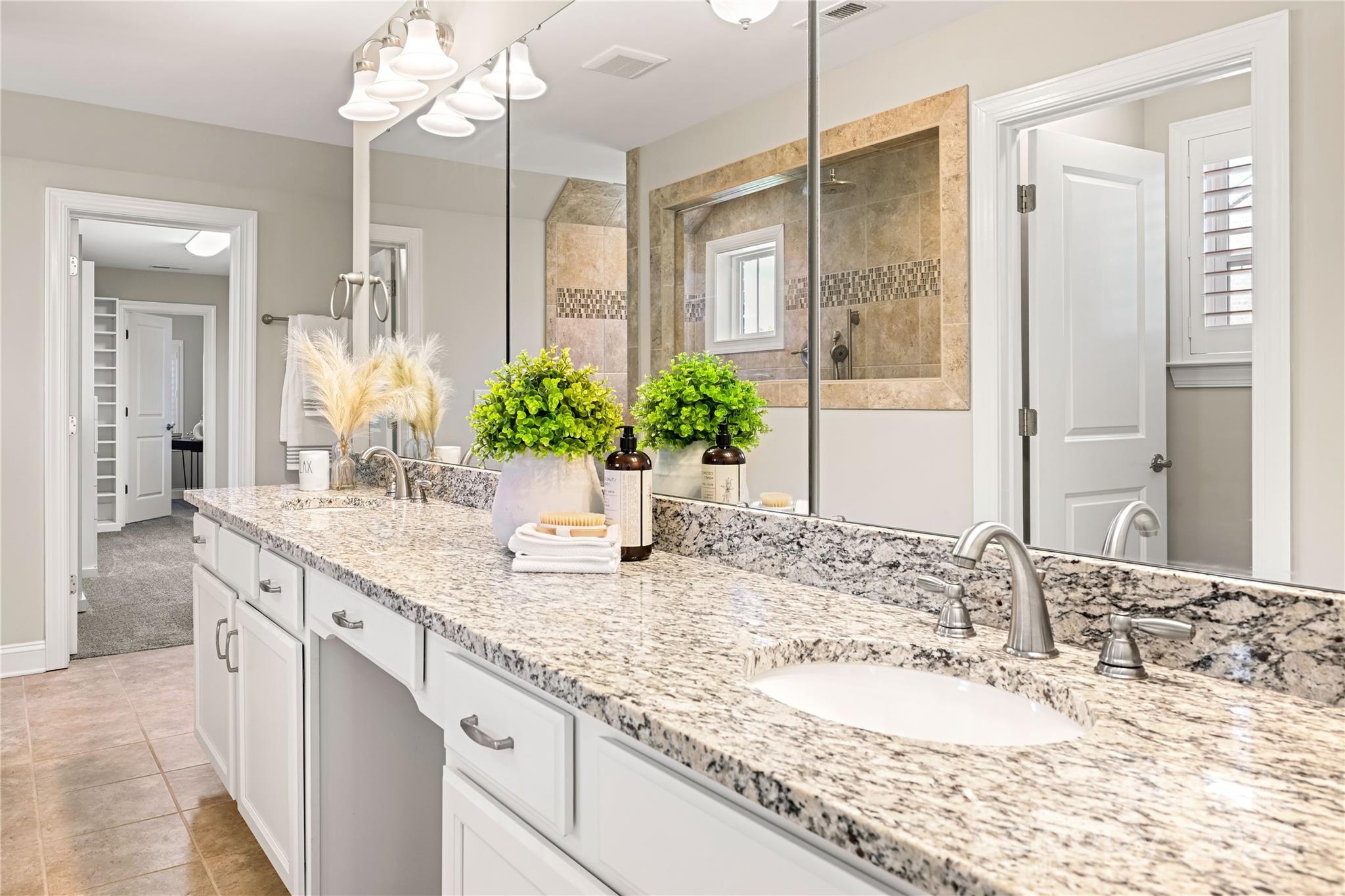 The Retreat At Sunset Ridge - Residential