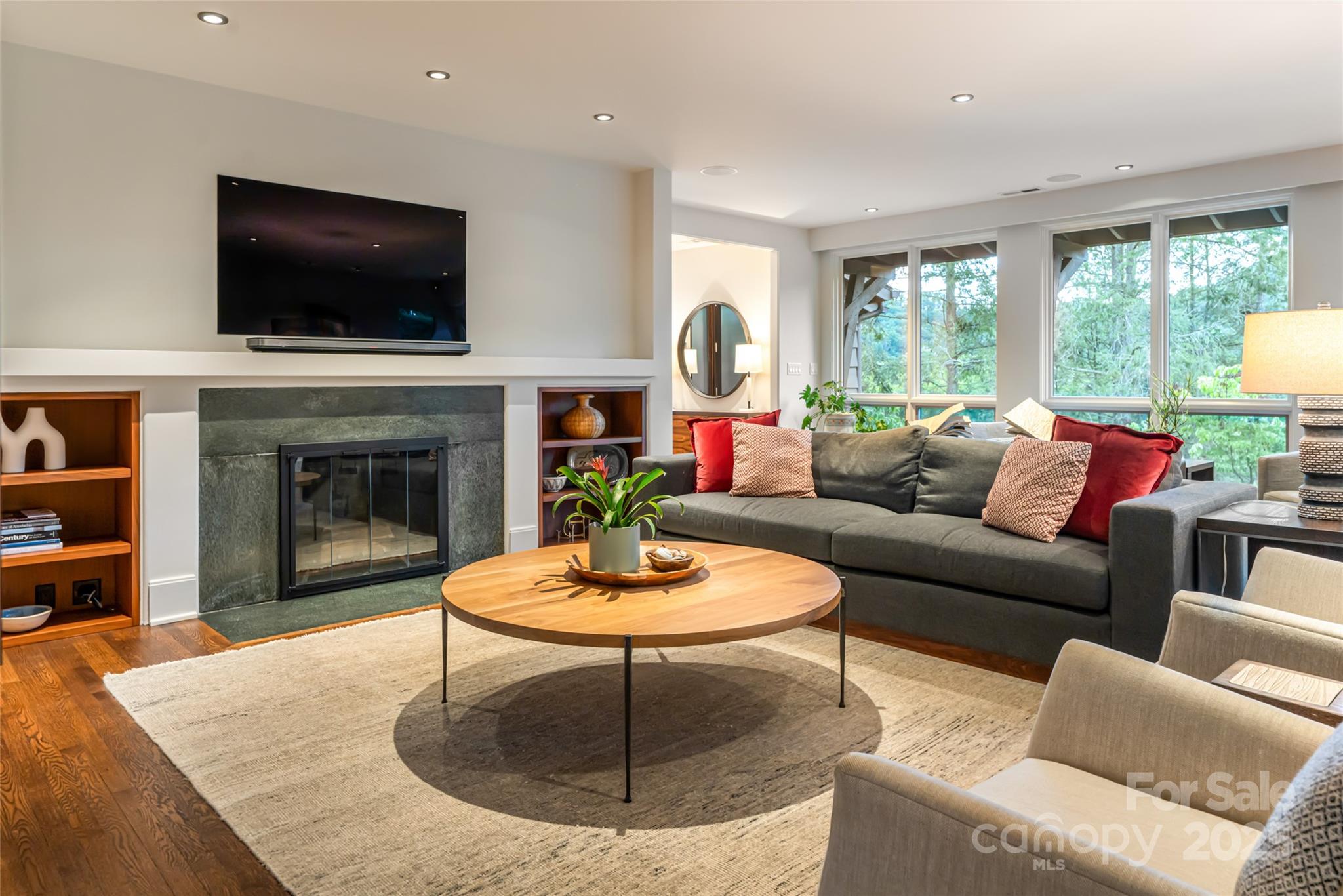 Kimberly Knoll - Residential