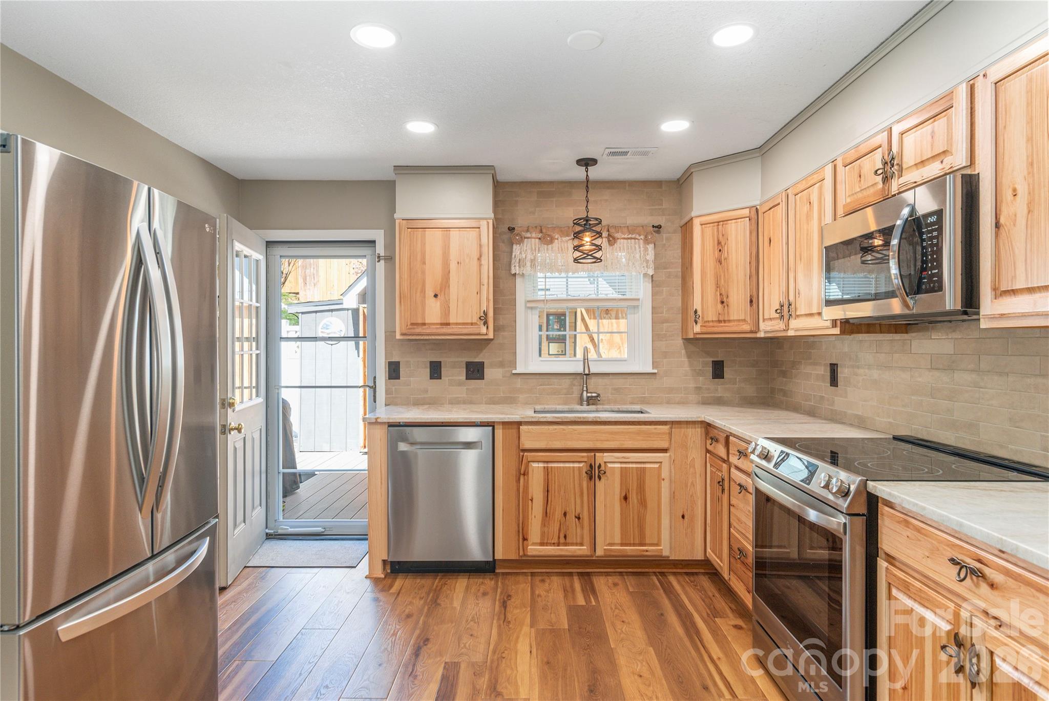 Pearl Street - Residential