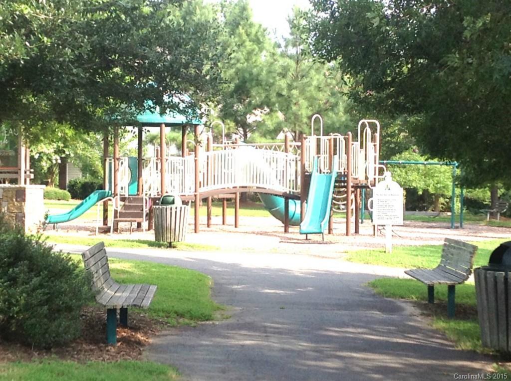 Tega Cay - Land