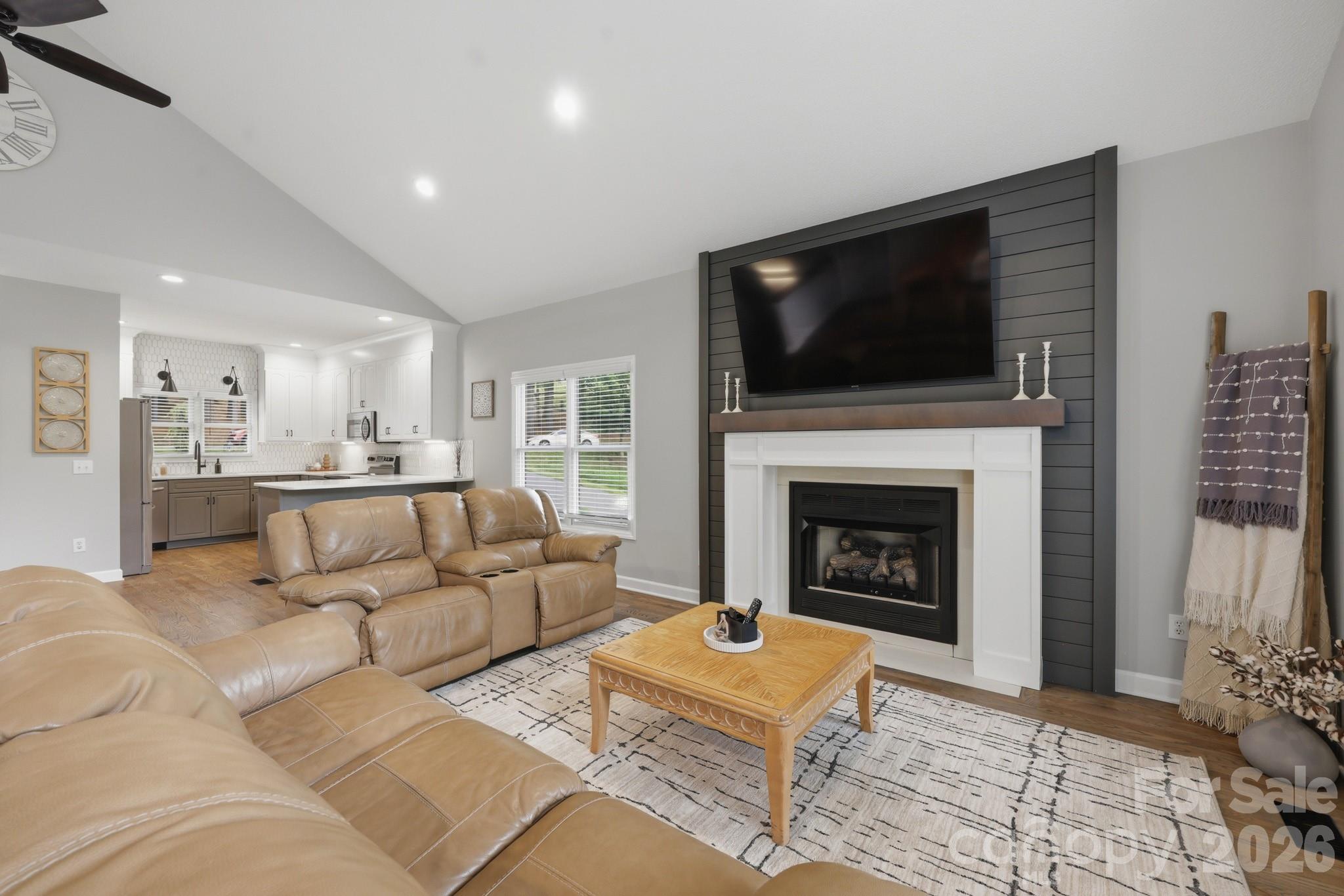 Jefferson Landing - Residential