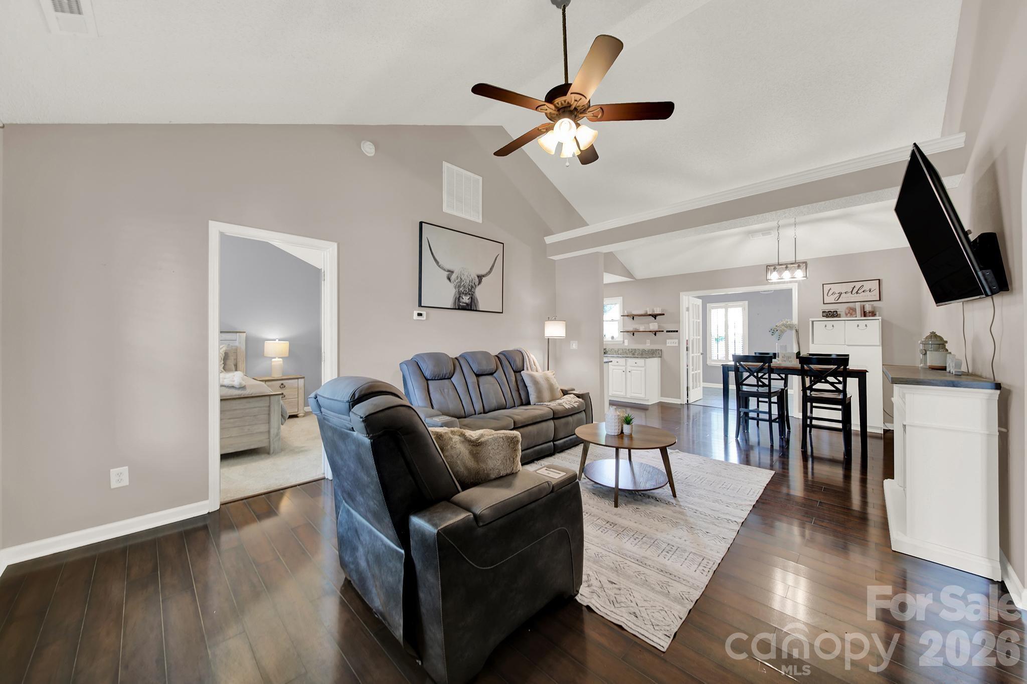 Chelsea Woods - Residential