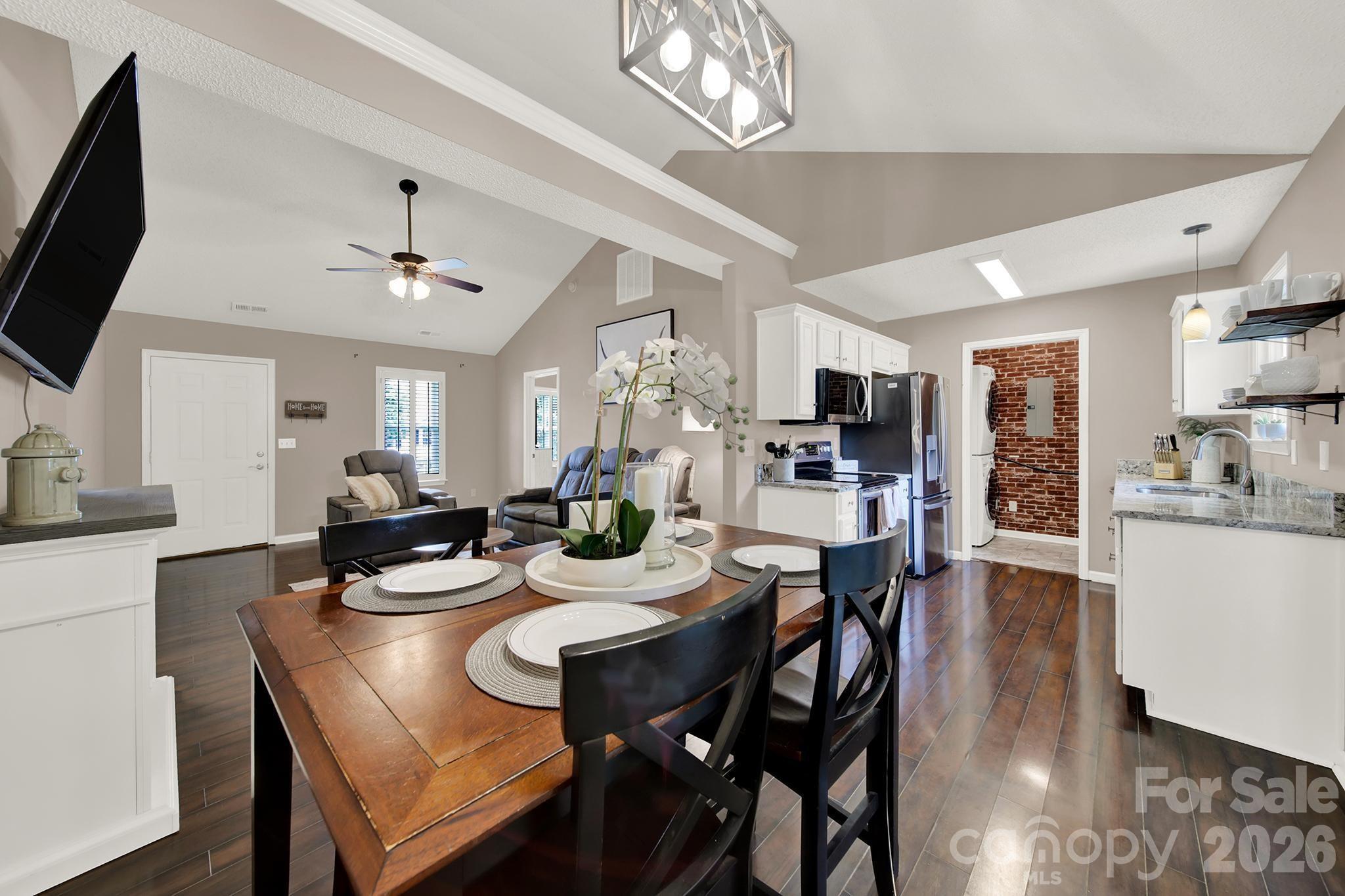 Chelsea Woods - Residential