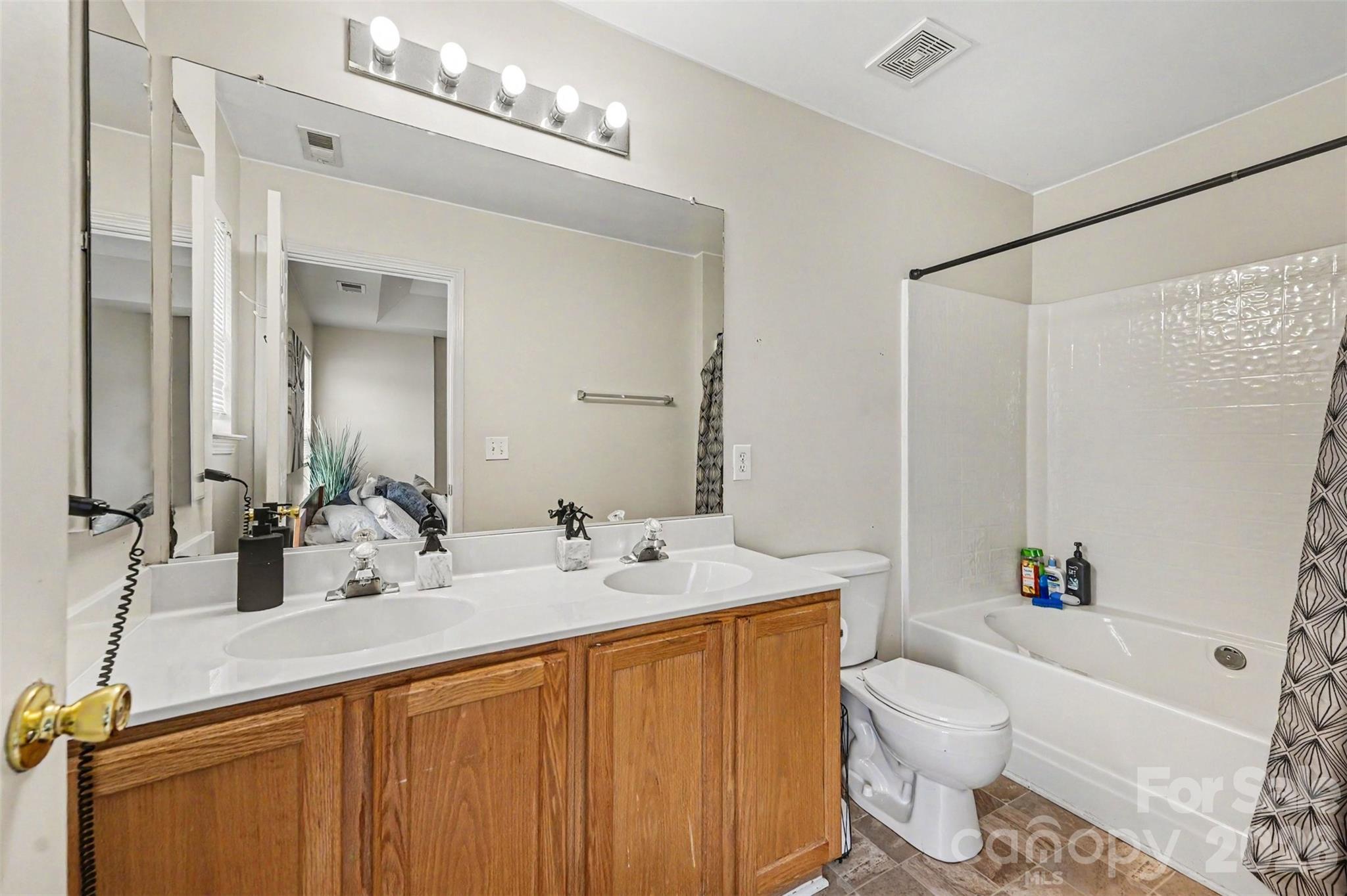 Garden Oaks - Residential