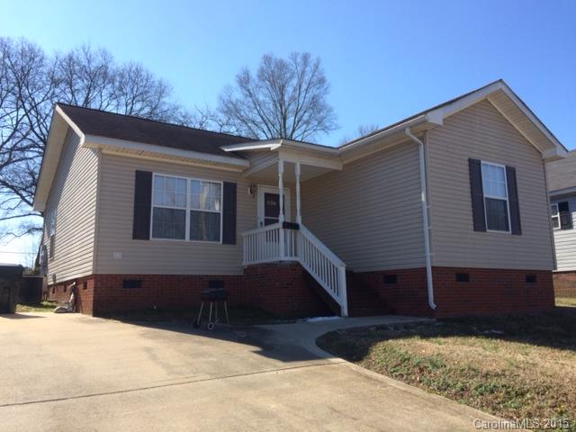 Three bedrooms, two baths, spacious kitchen and living area.  Newer carpet and interior paint.  Security system.  Great location, close to shopping, restaurants, and interstate access.  Don't miss this one.  Tenant occupied - must give 24 hour notice.
