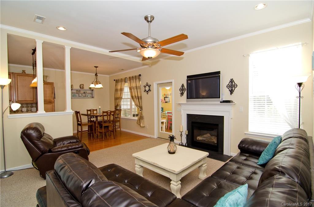 Autumn Cove At Lake Wylie - Residential