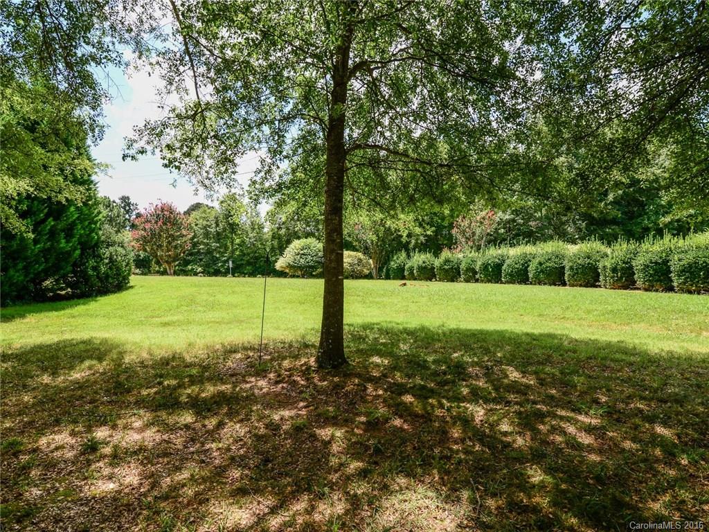 Lake Club - Residential