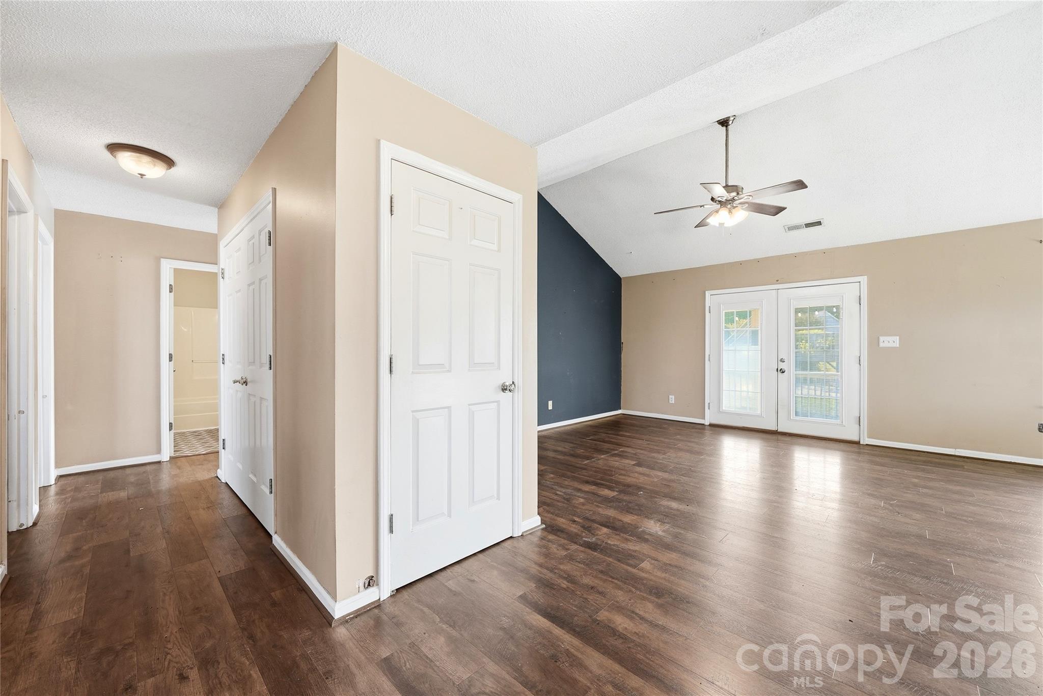 Woodfield - Residential