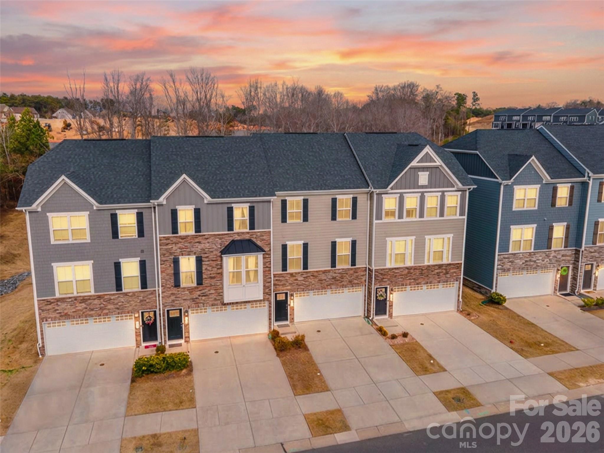 Trinity Townes - Residential
