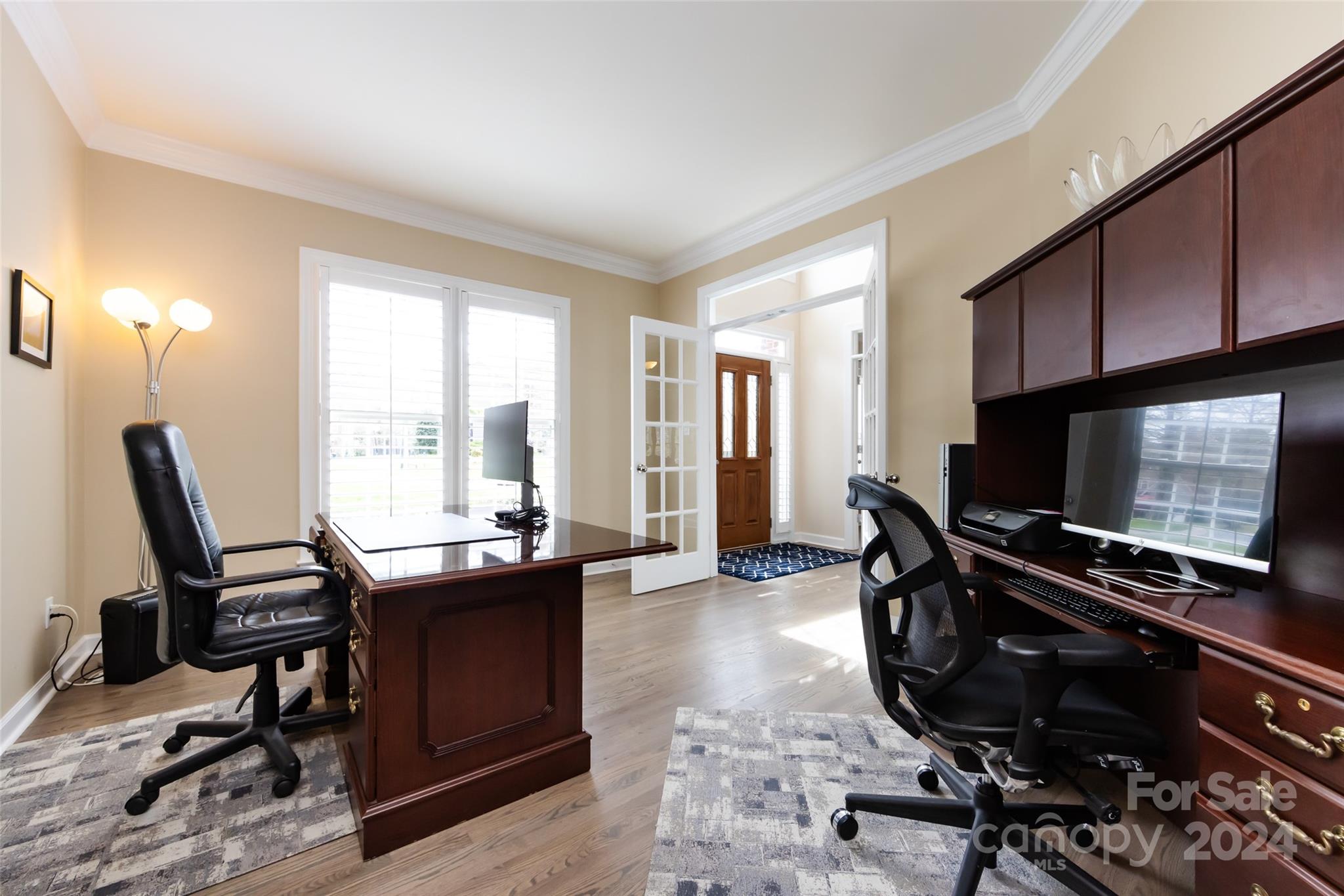 Lake Shore - Residential