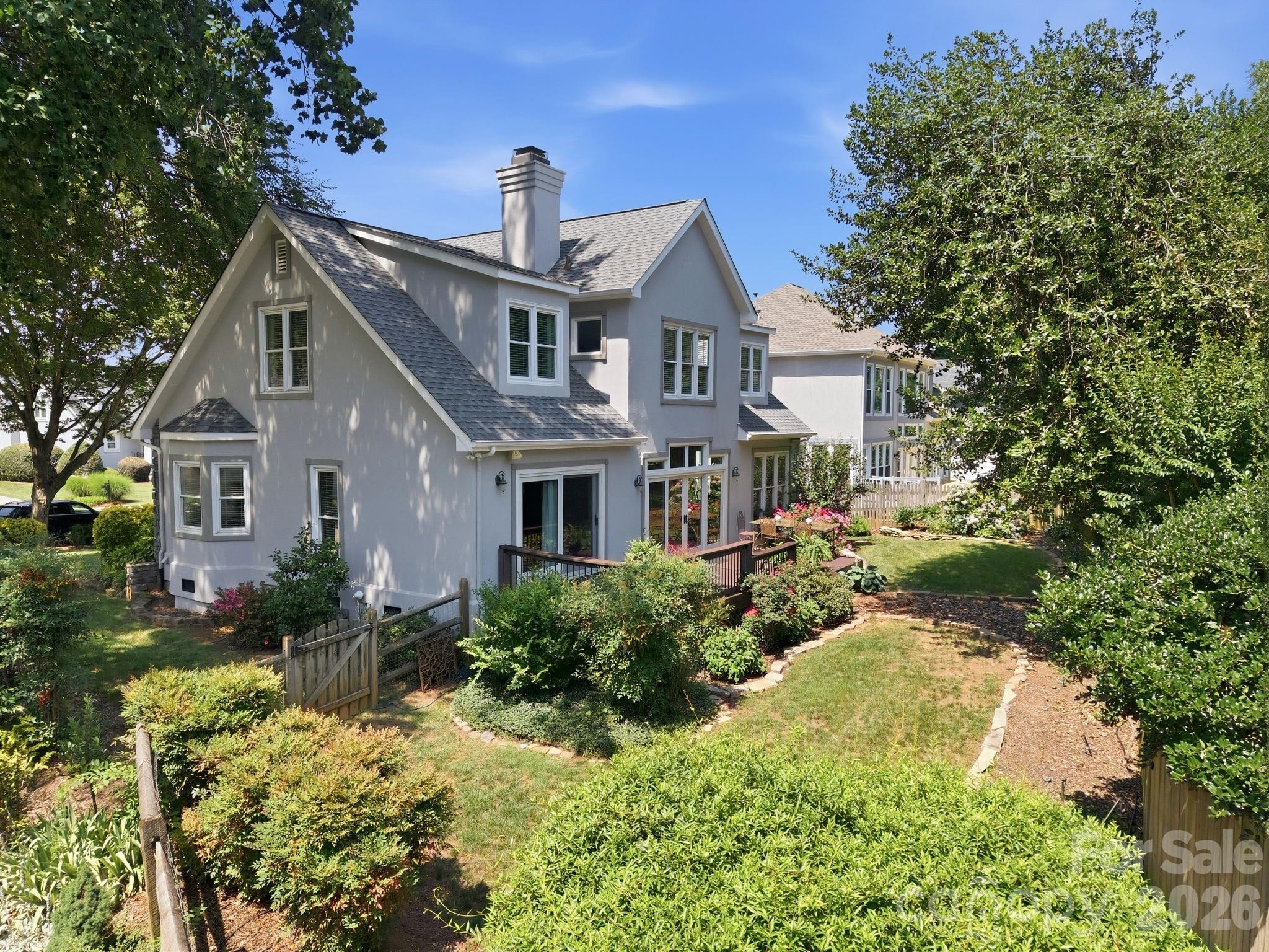 Blue Stone Harbor - Residential