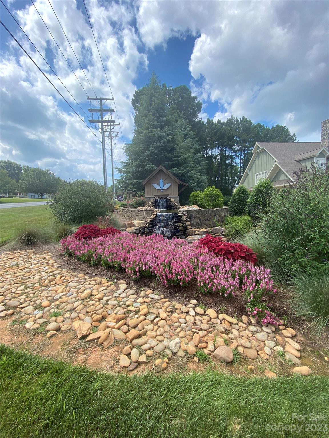 Falls Cove - Residential
