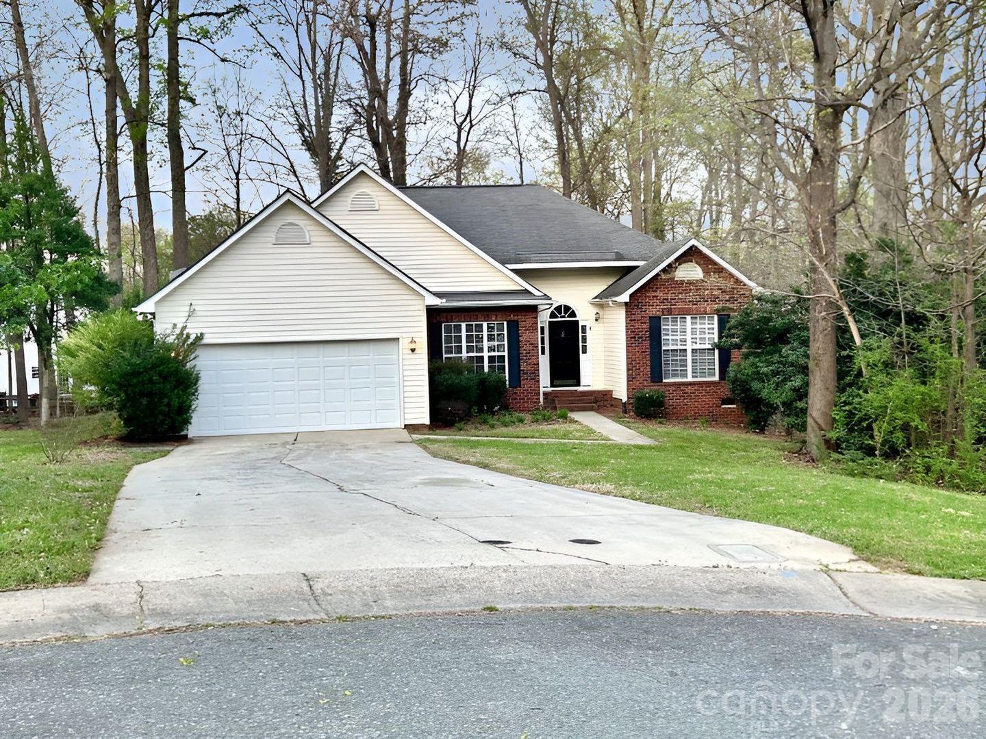 PRICE REDUCTION!!! Beautiful 3 Bedroom 2 Bathroom Home on an Oversized .37 Acre Cul-De-Sac Lot Located in the Quiet Kelsey Glen Community. Open floorplan with gorgeous hardwood floors throughout the common areas with a wood burning fireplace in the family as the centerpiece. The kitchen features 42" maple wood cabinets, granite countertops and a full set of stainless-steel appliances including a refrigerator, range, dishwasher and microwave. Primary bedroom suite features a walk-in closet and a private bathroom featuring stone countertops with a separate garden tub and shower. Exterior deck is large enough to host friends and family while the partially fenced yard provides plenty of space to play. The location is perfect just minutes from all daily necessities including shopping, entertainment, restaurants, schools and expressways. Please call to schedule a showing today!