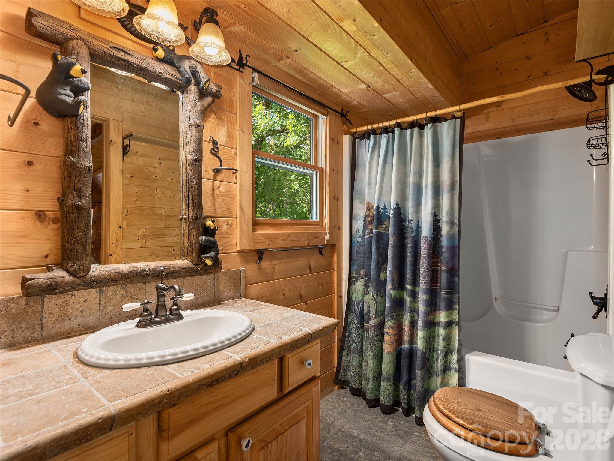 Lake Adger - Residential