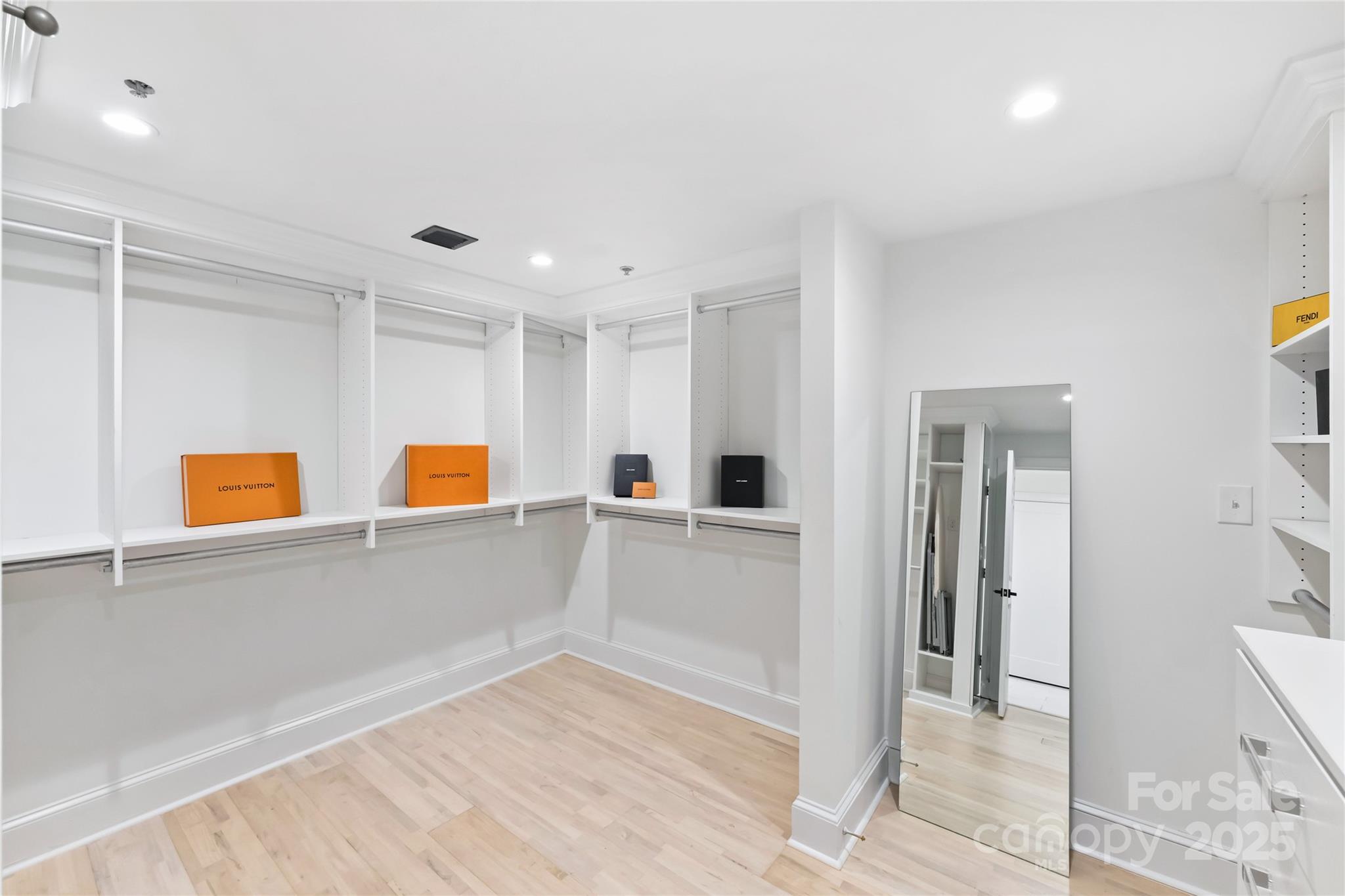Iveys Townhomes - Residential