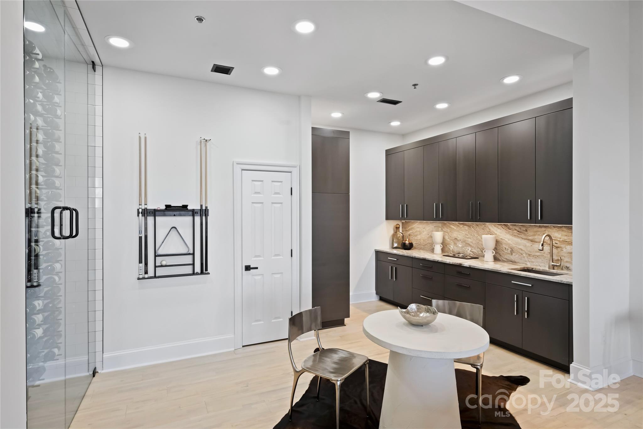 Iveys Townhomes - Residential