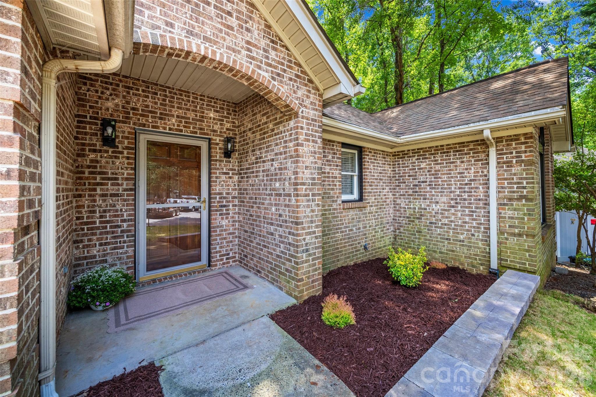 Tega Cay - Residential