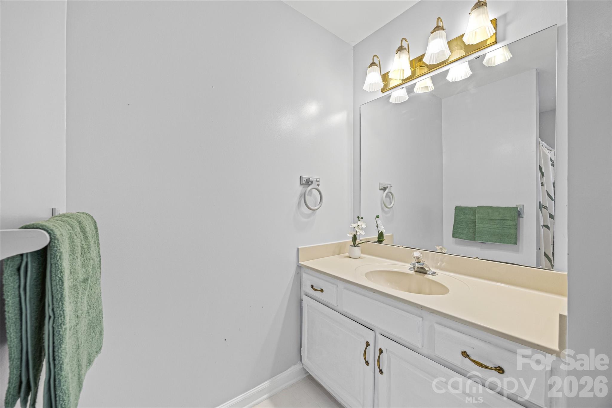 Tega Cay - Residential