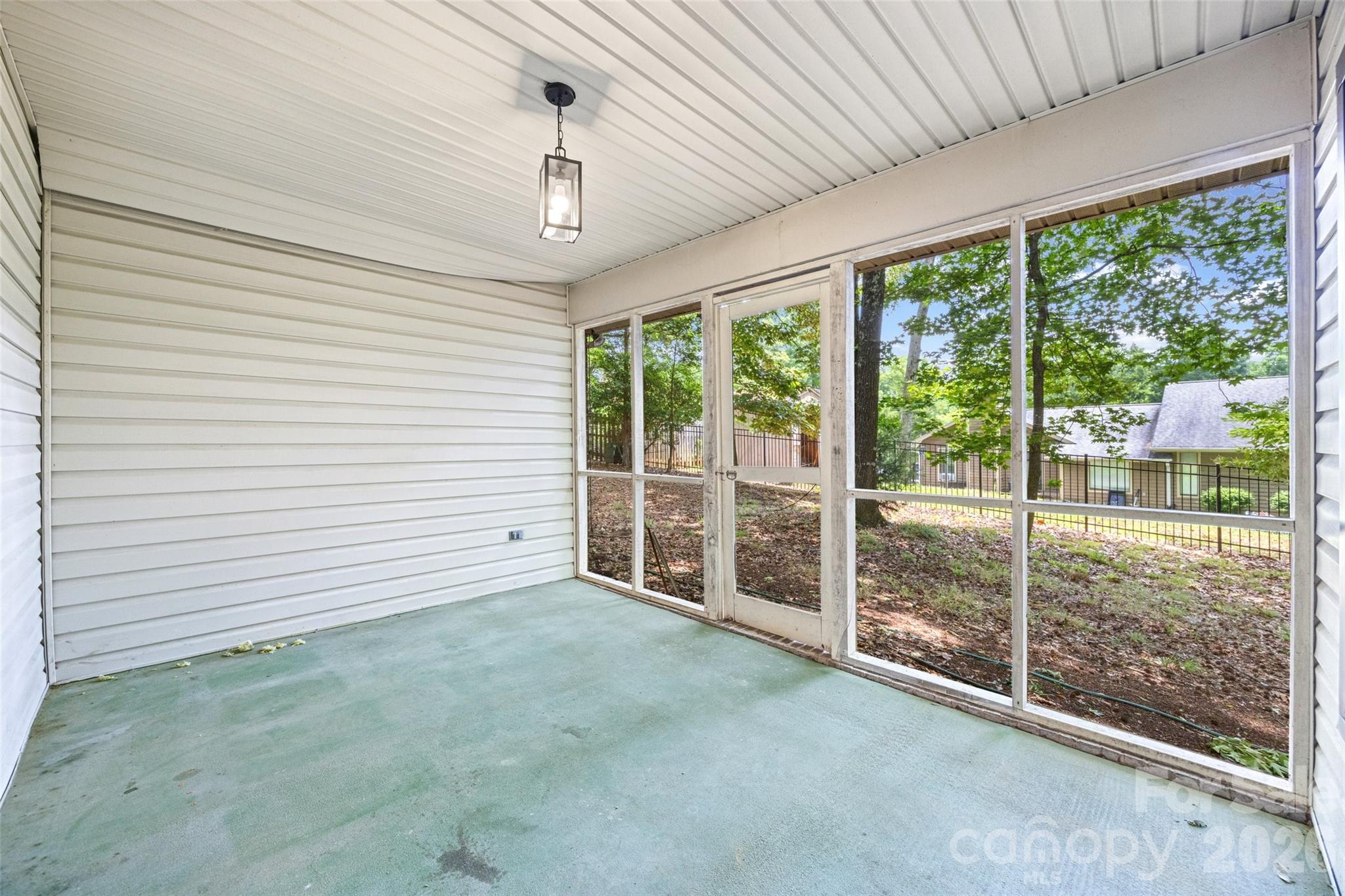 Tega Cay - Residential