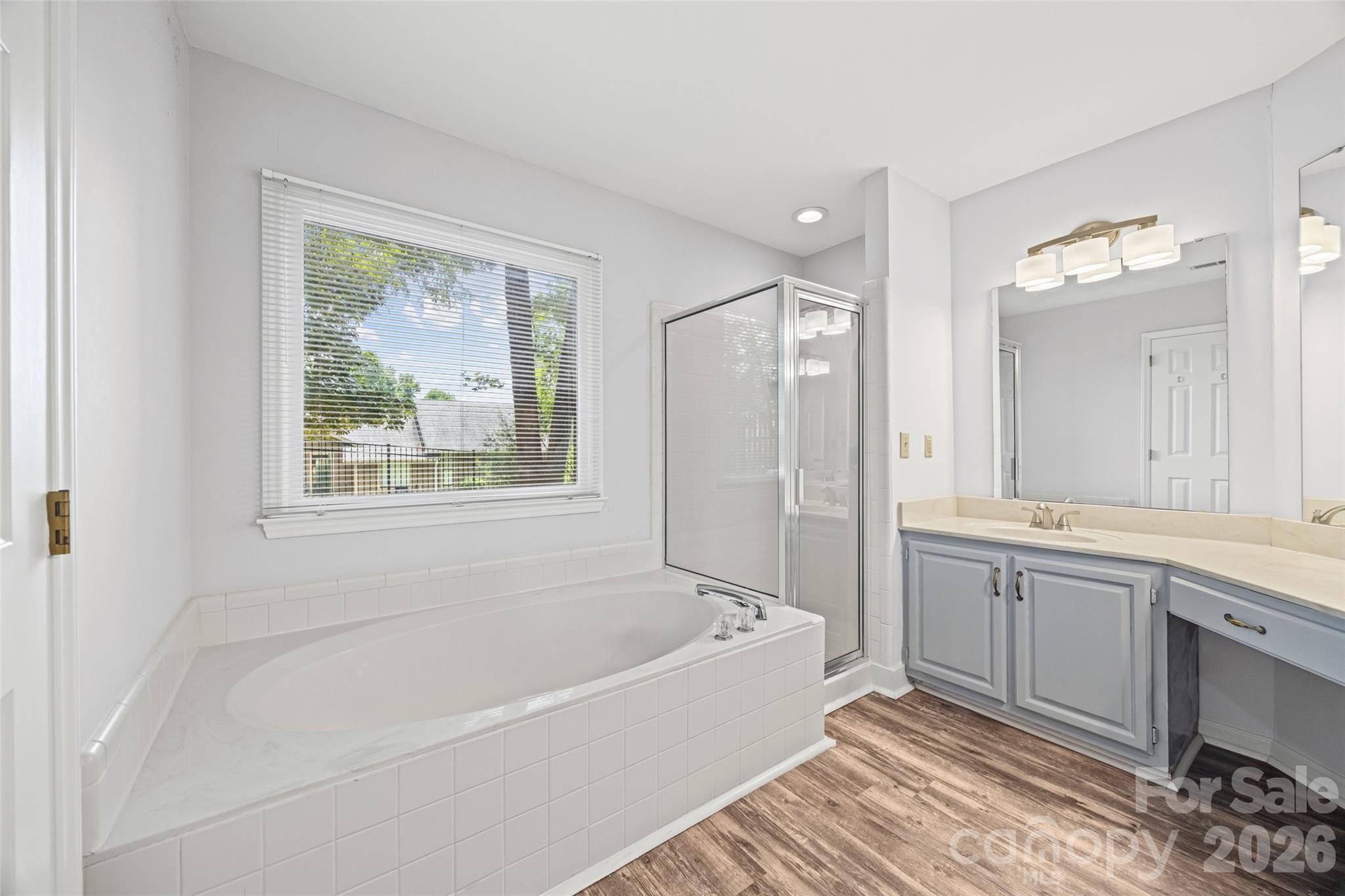 Tega Cay - Residential