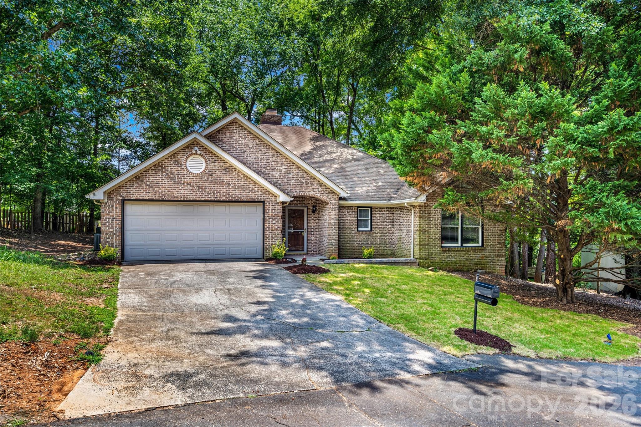 Tega Cay - Residential
