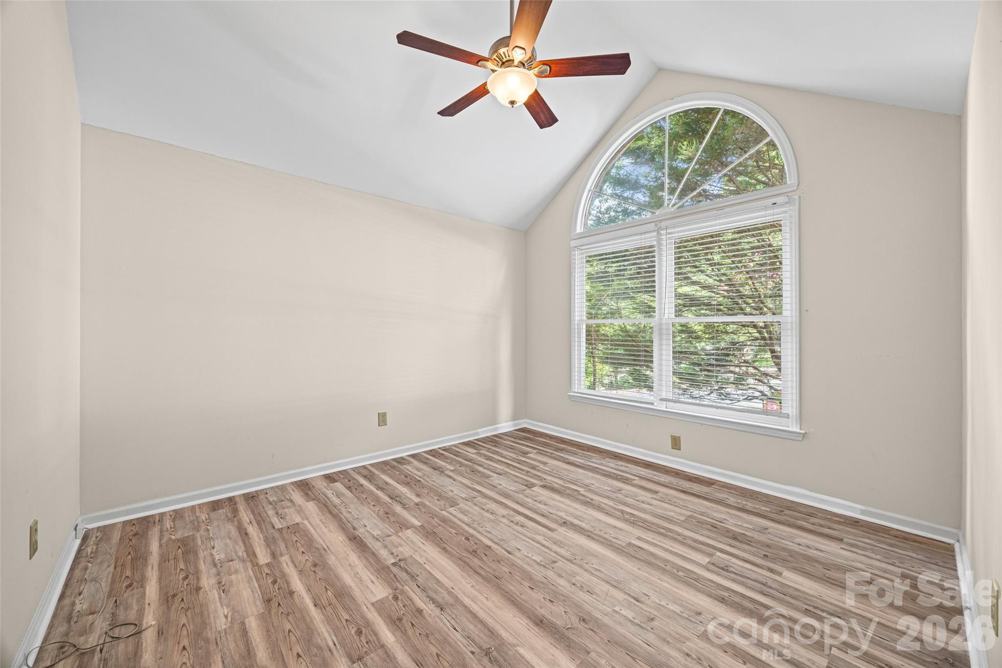Tega Cay - Residential