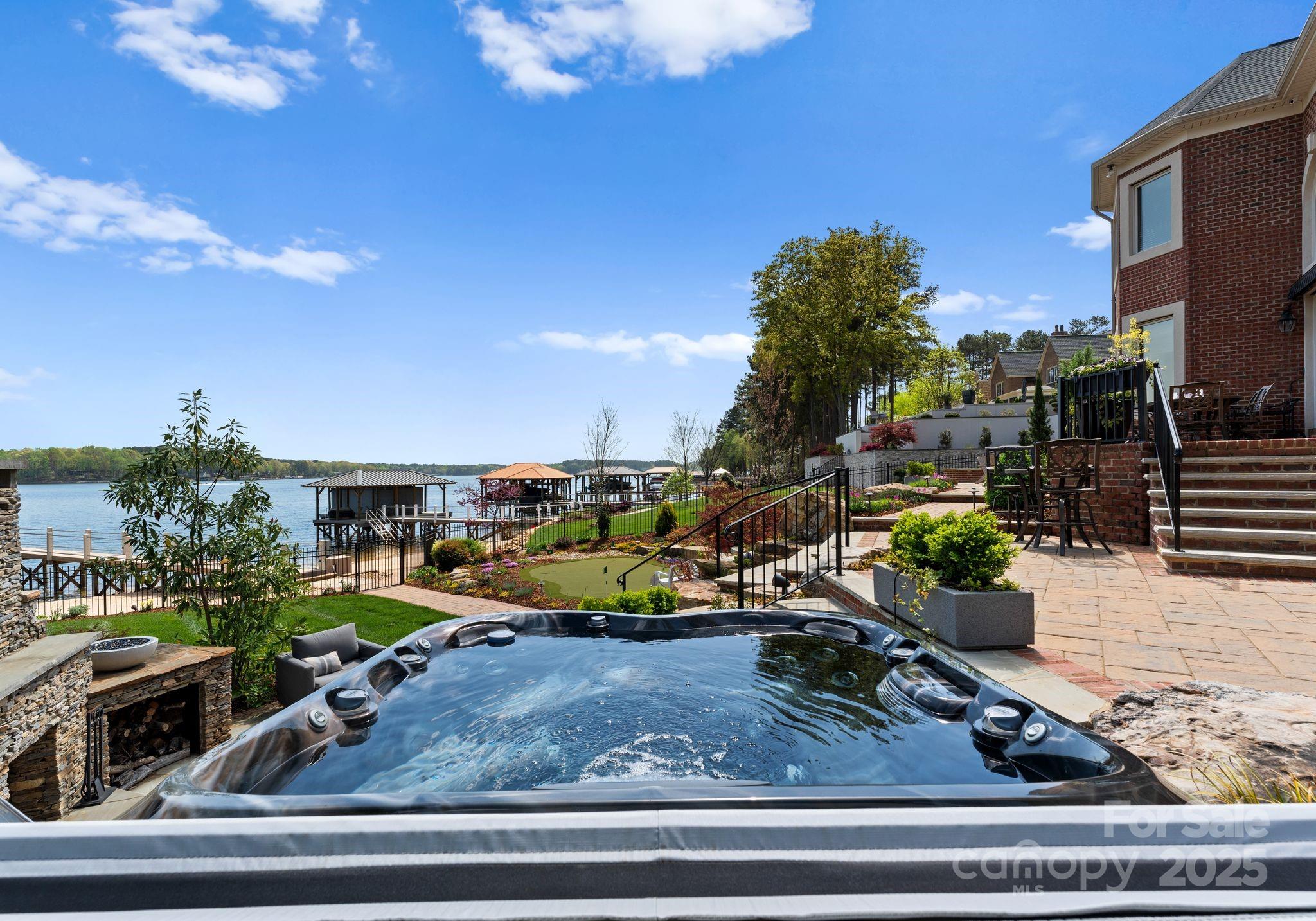 Sailview - Residential