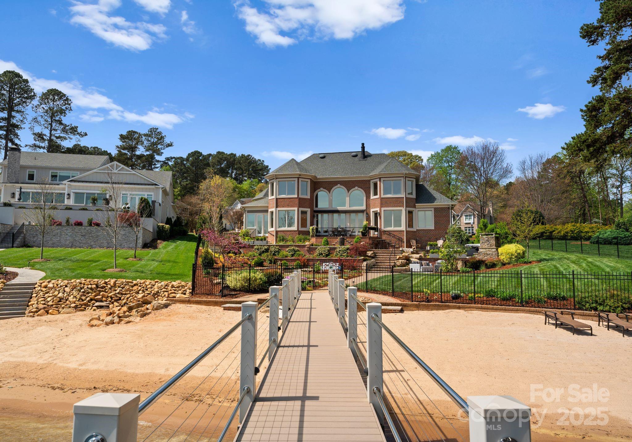 Sailview - Residential