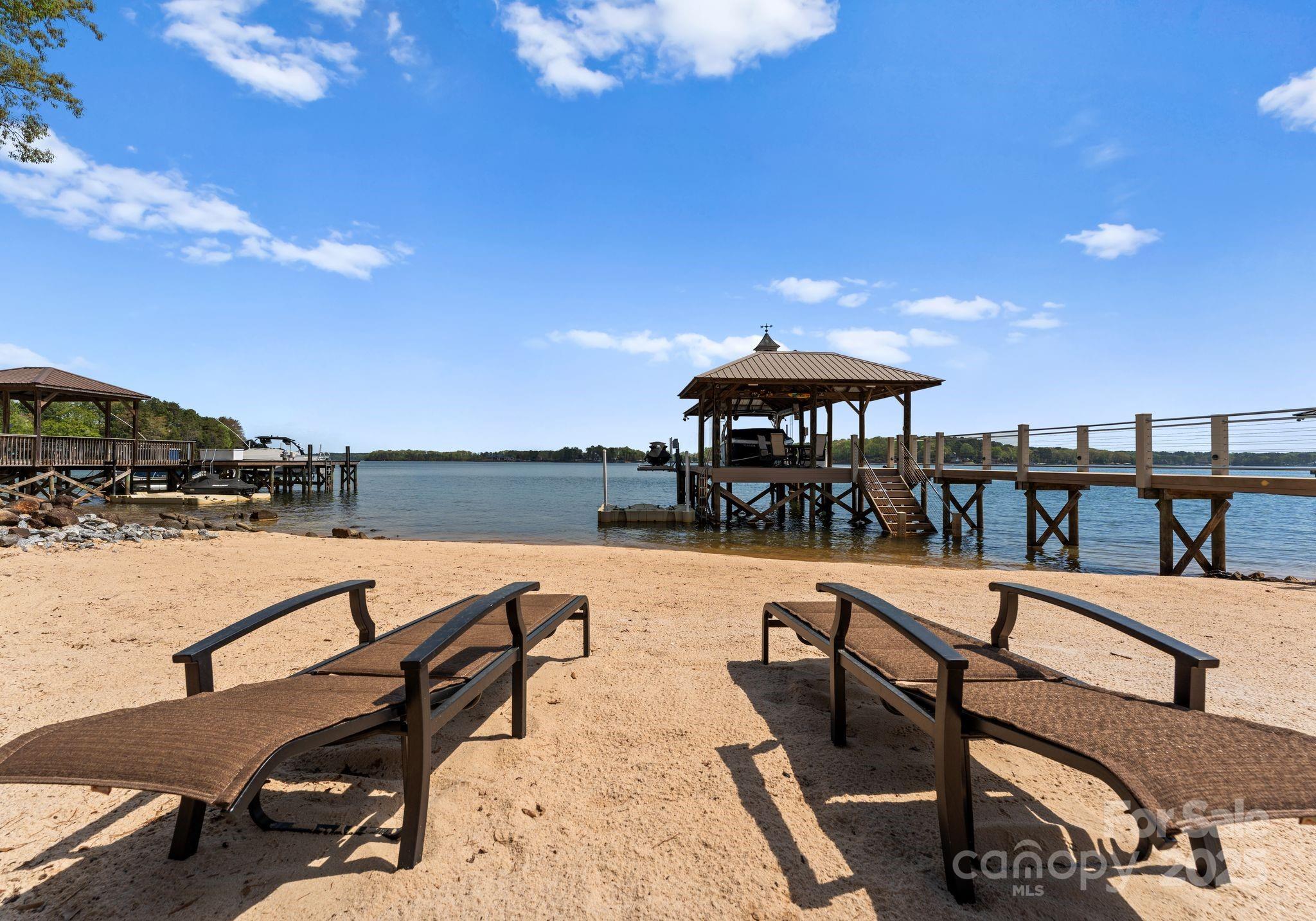 Sailview - Residential
