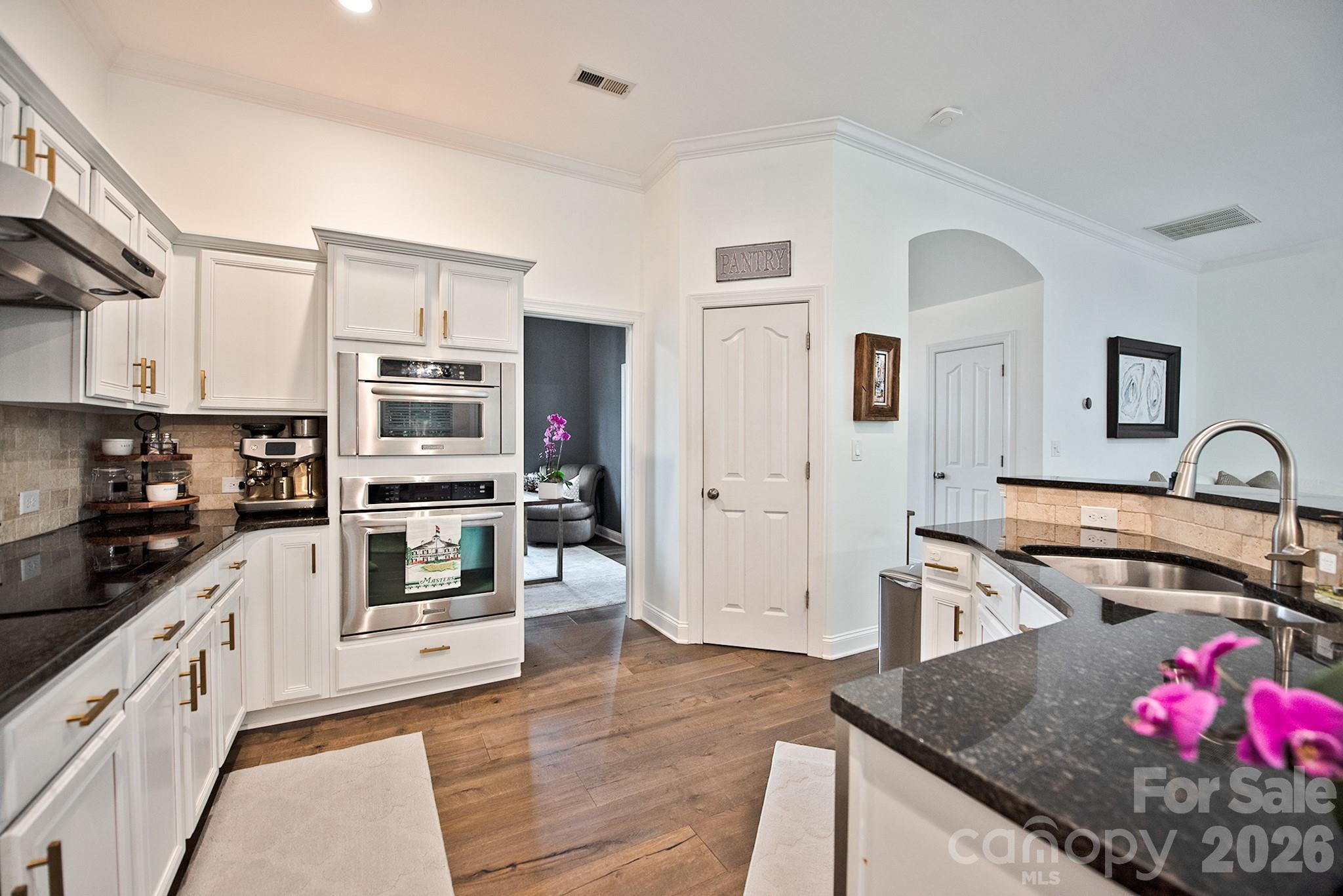 Thornhill - Residential