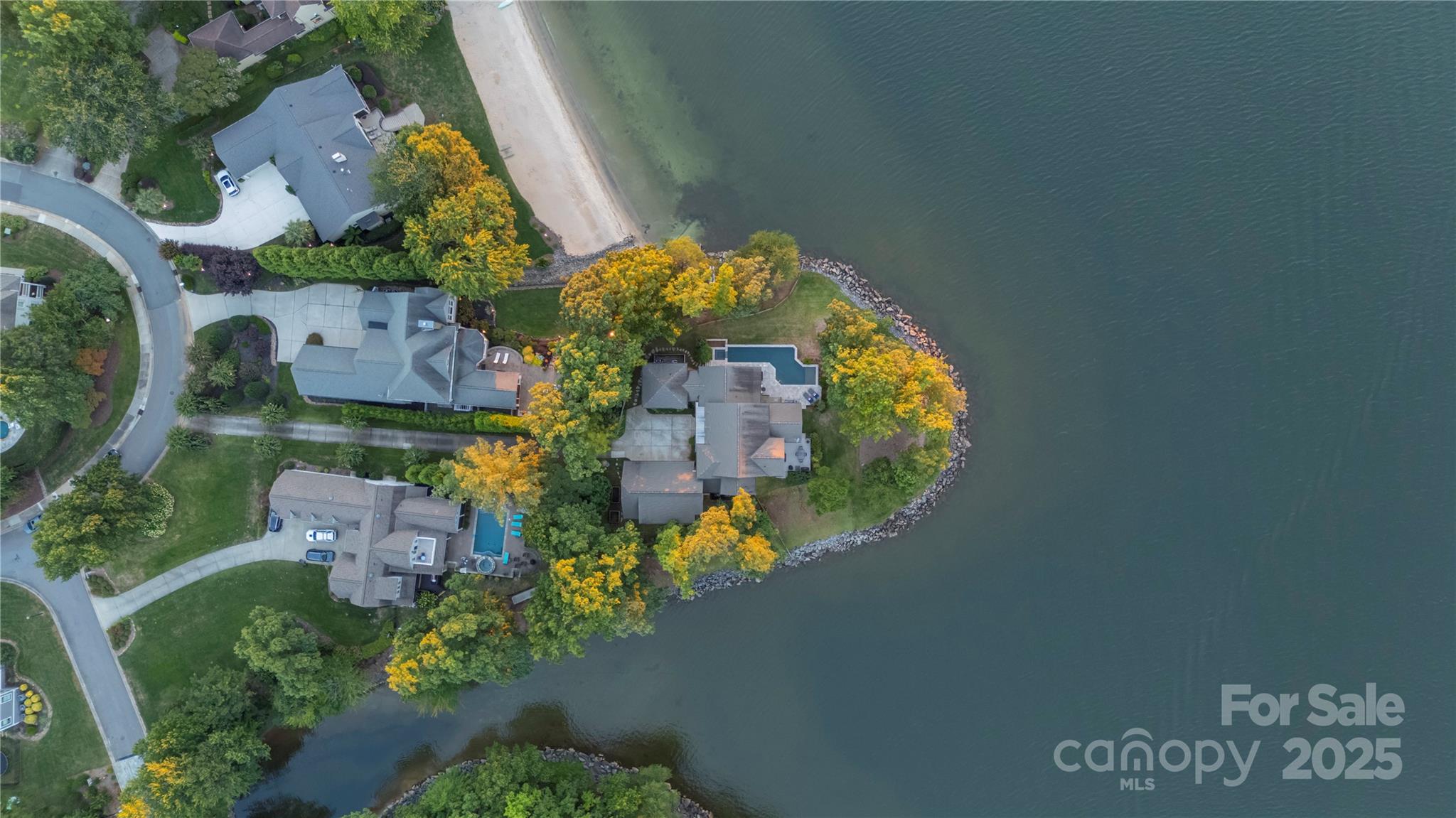 Pointe Regatta - Residential