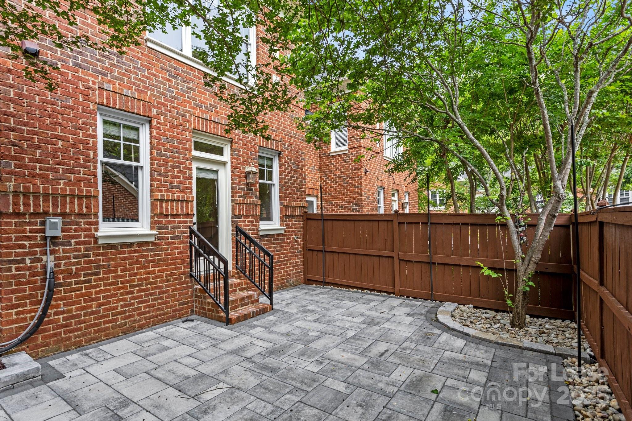 Myers Park - Residential Lease