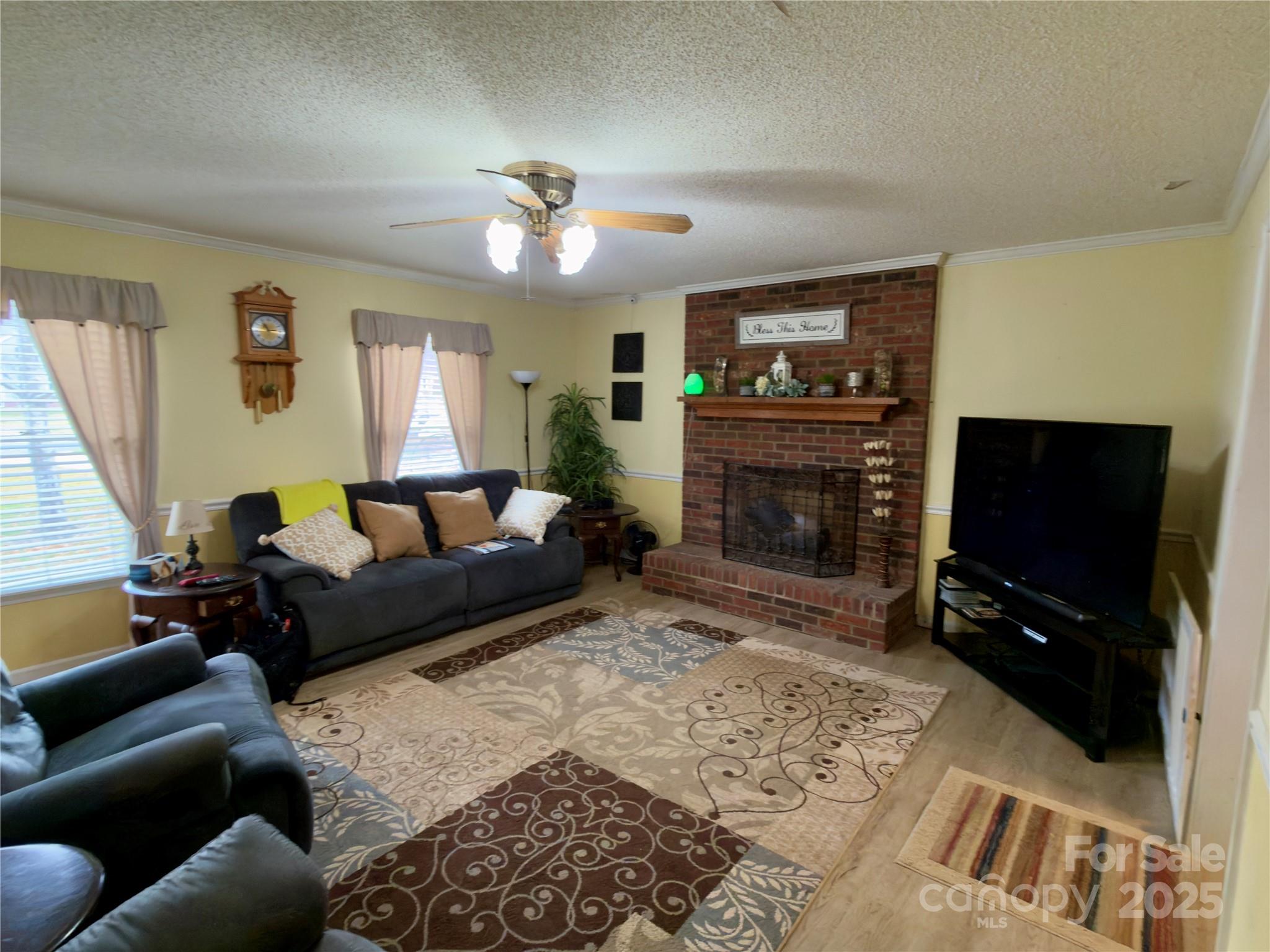 Willow Run - Residential
