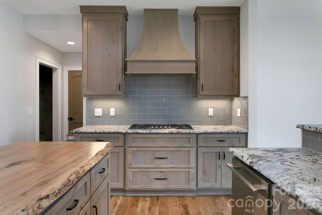 Connestee Falls - Residential