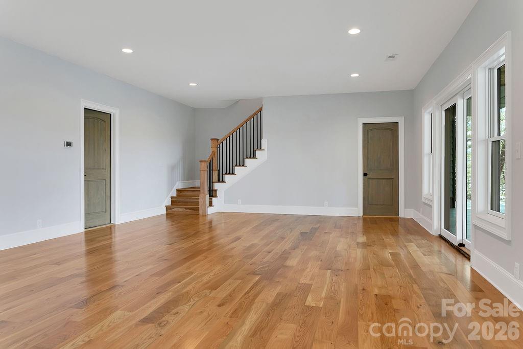 Connestee Falls - Residential