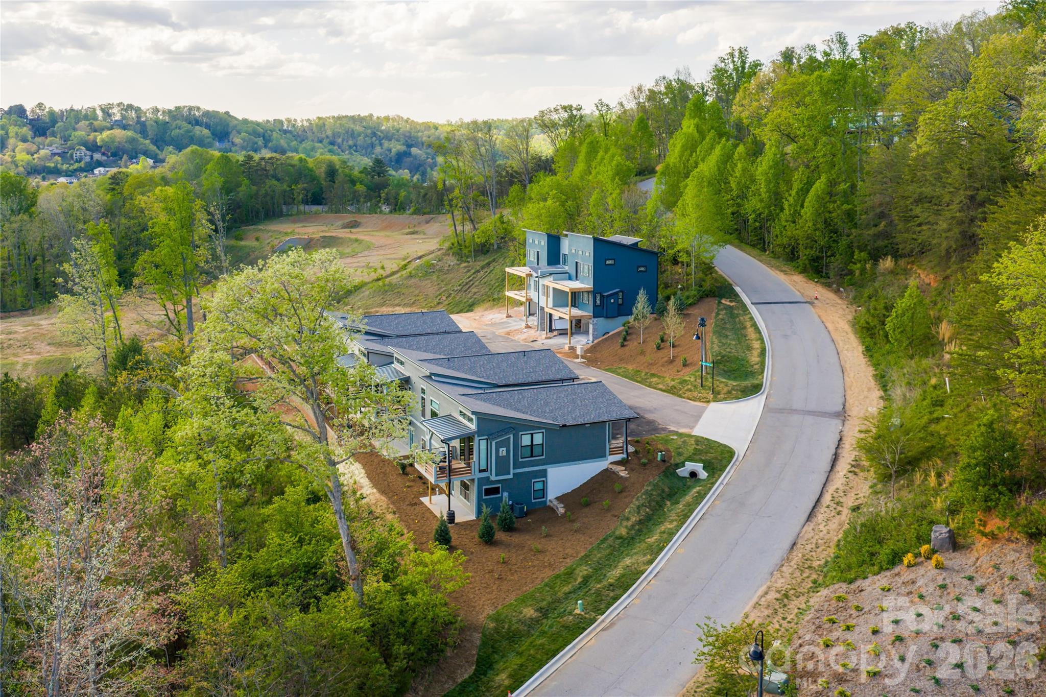 Reynolds Mountain Villas - Residential