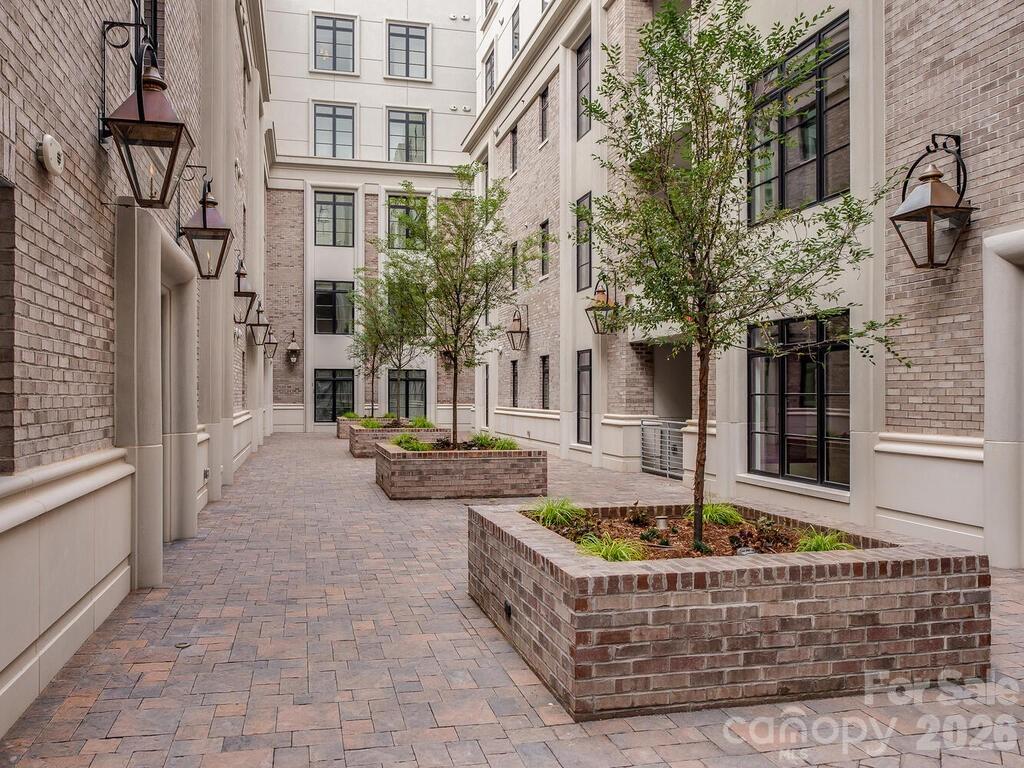 Myers Park - Residential
