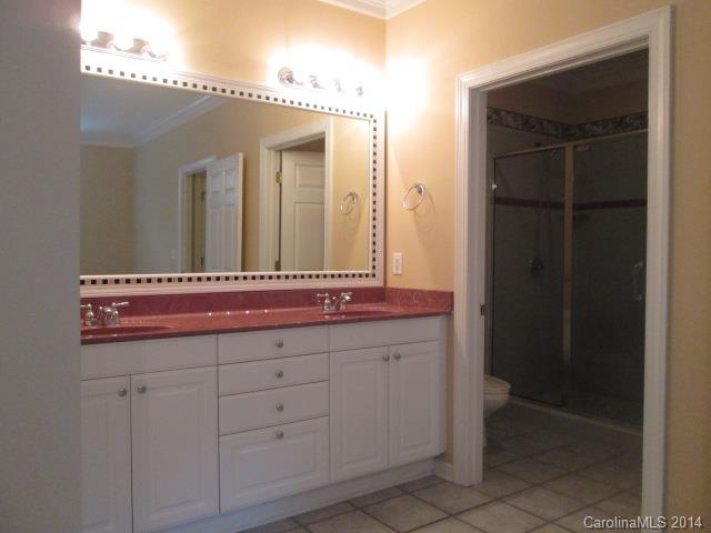 River Hills - Residential Lease