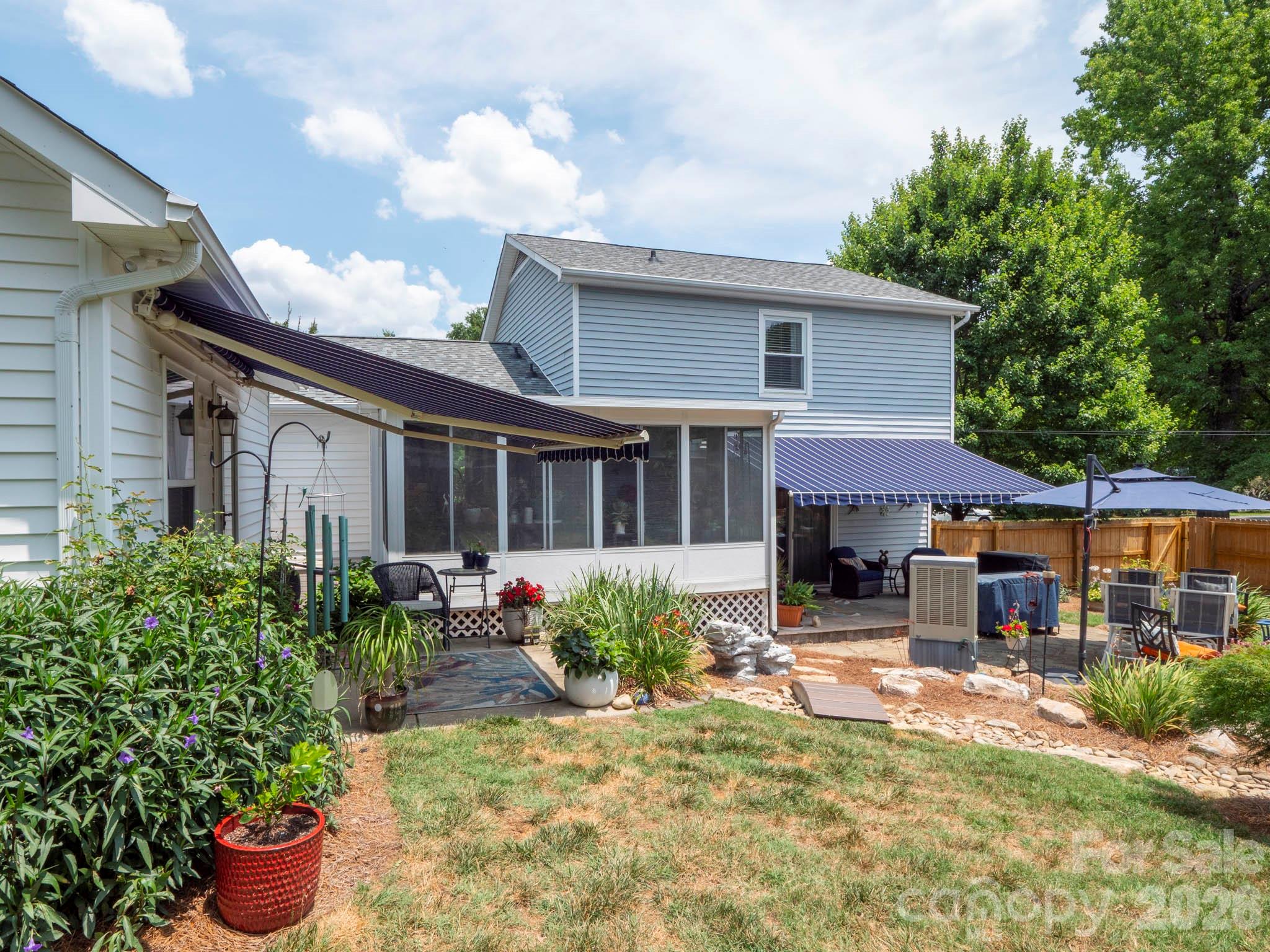 Willowbrook - Residential