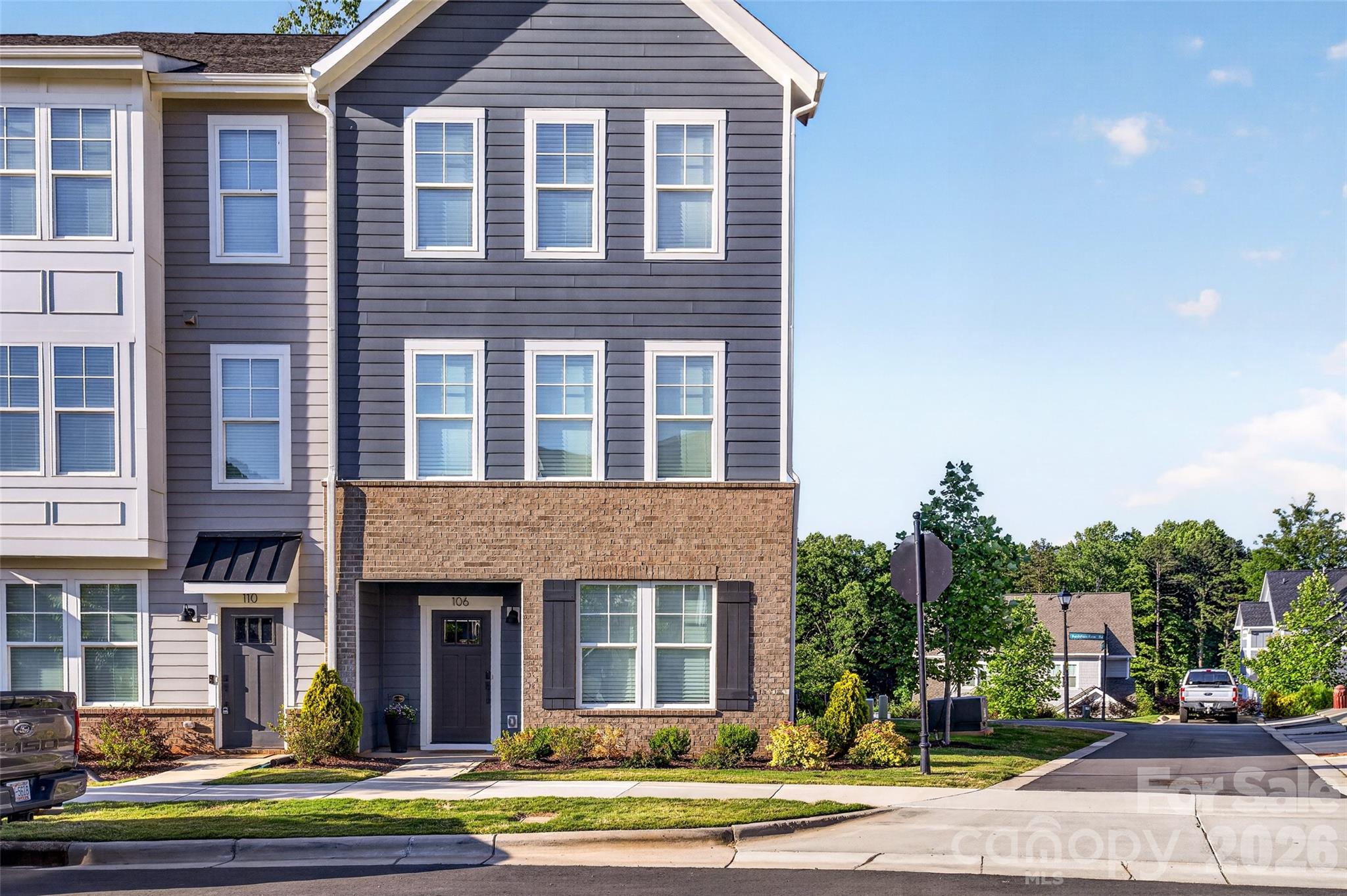 Davidson Walk - Residential