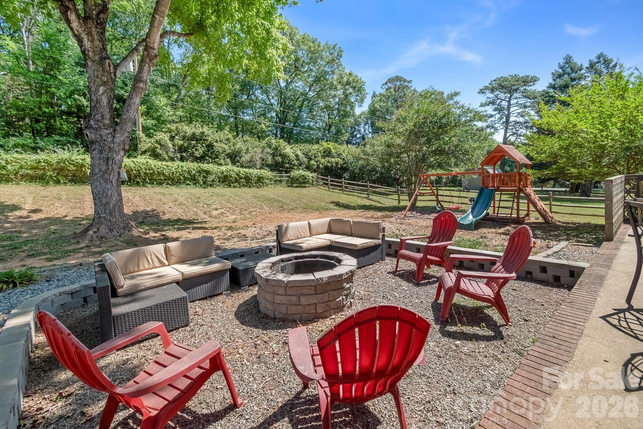 Quail Hollow Park - Residential