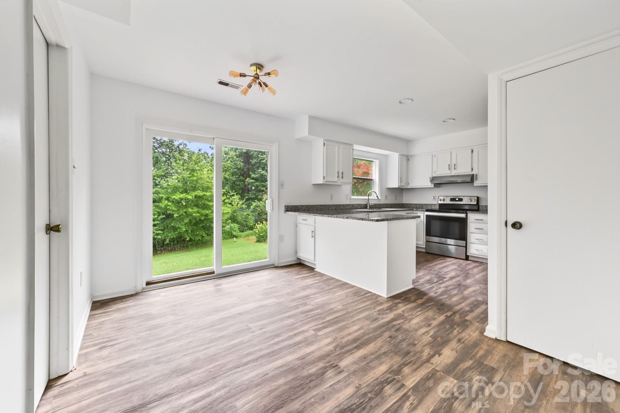 Settlers Landing - Residential